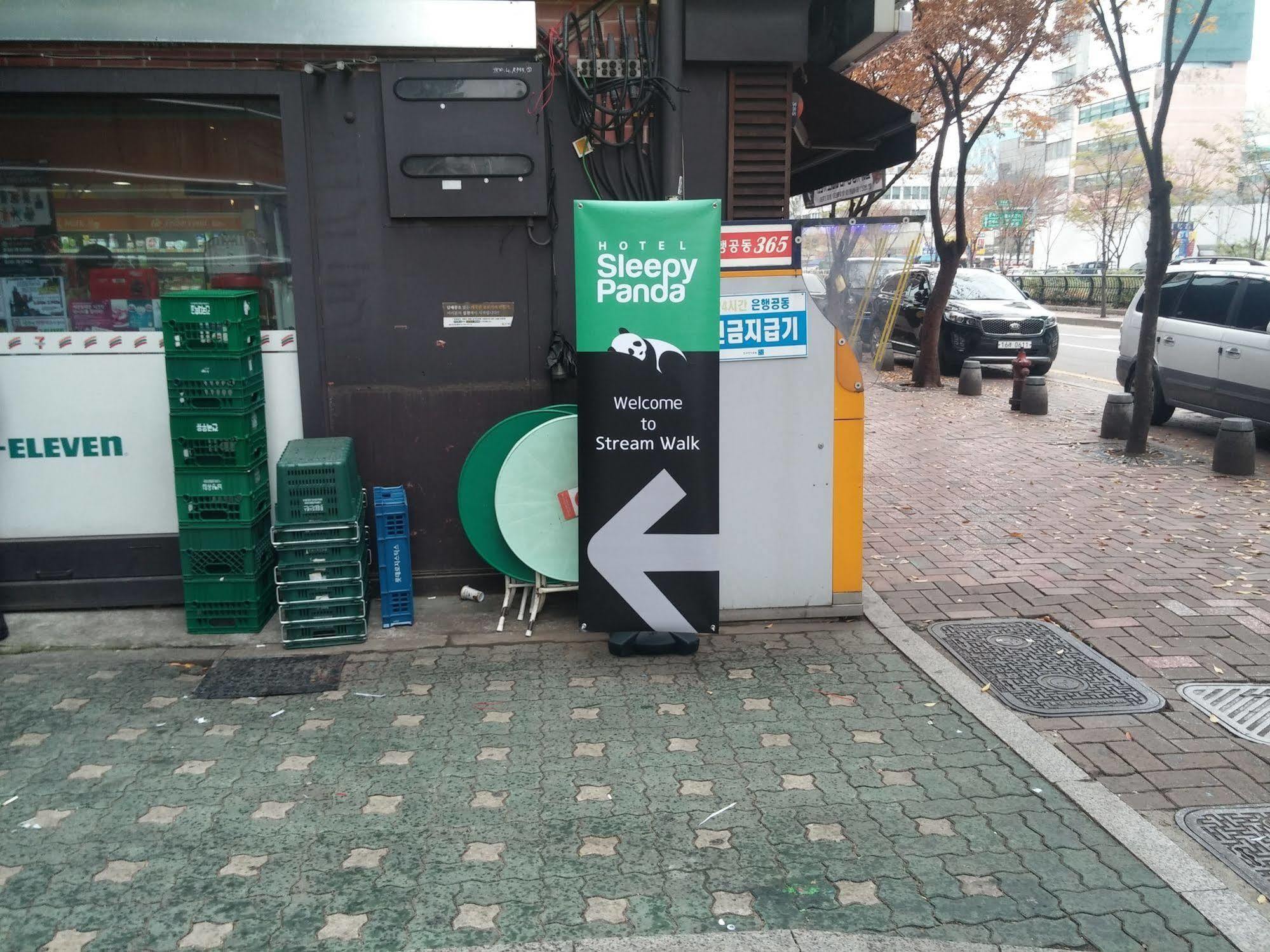 Hotel Sleepy Panda Streamwalk Seoul Jongno Exterior photo