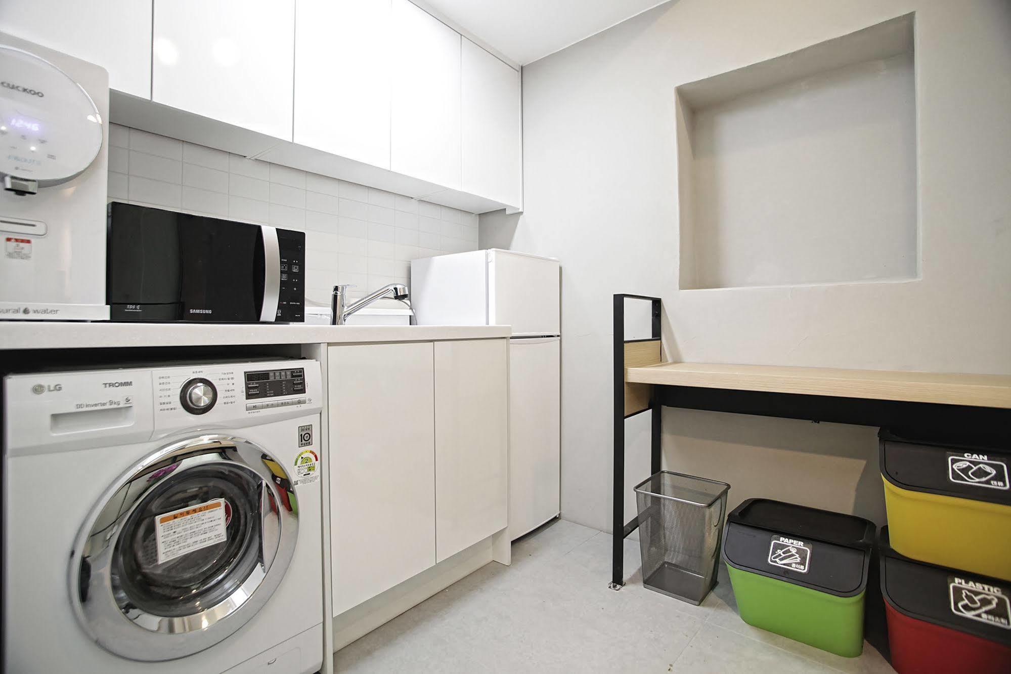 Hotel Sleepy Panda Streamwalk Seoul Jongno Exterior photo